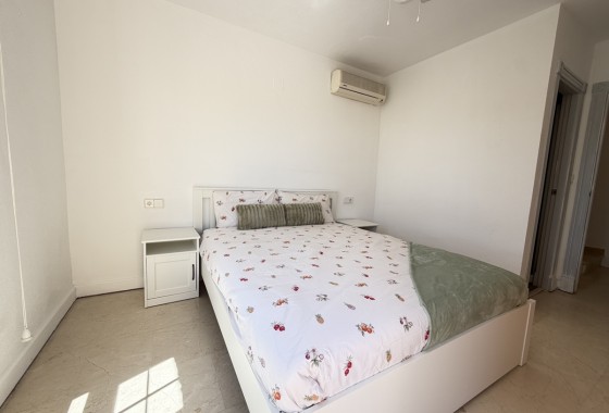 Resale - Villa - Las Ramblas Golf