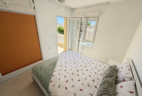 Resale - Villa - Las Ramblas Golf