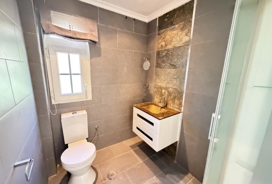 Resale - Villa - Las Ramblas Golf