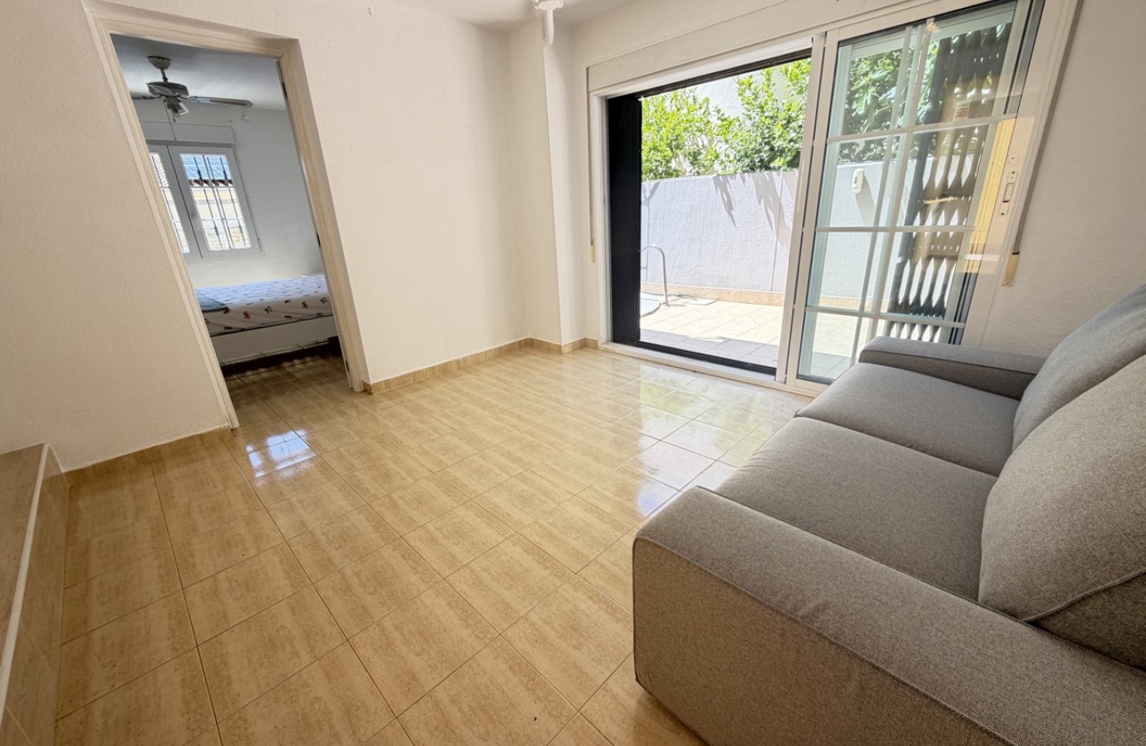 Resale - Villa - Las Ramblas Golf