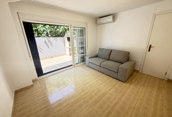 Resale - Villa - Las Ramblas Golf