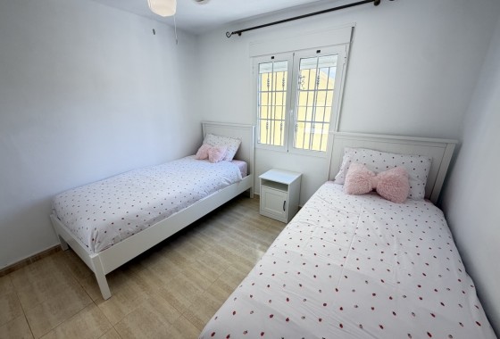 Resale - Villa - Las Ramblas Golf