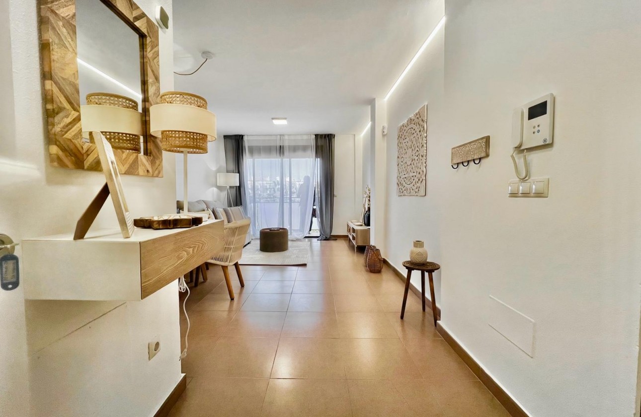 Resale - Apartment / flat - Torrevieja - Acequion