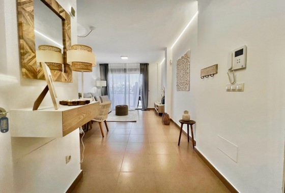 Resale - Apartment / flat - Torrevieja - Acequion