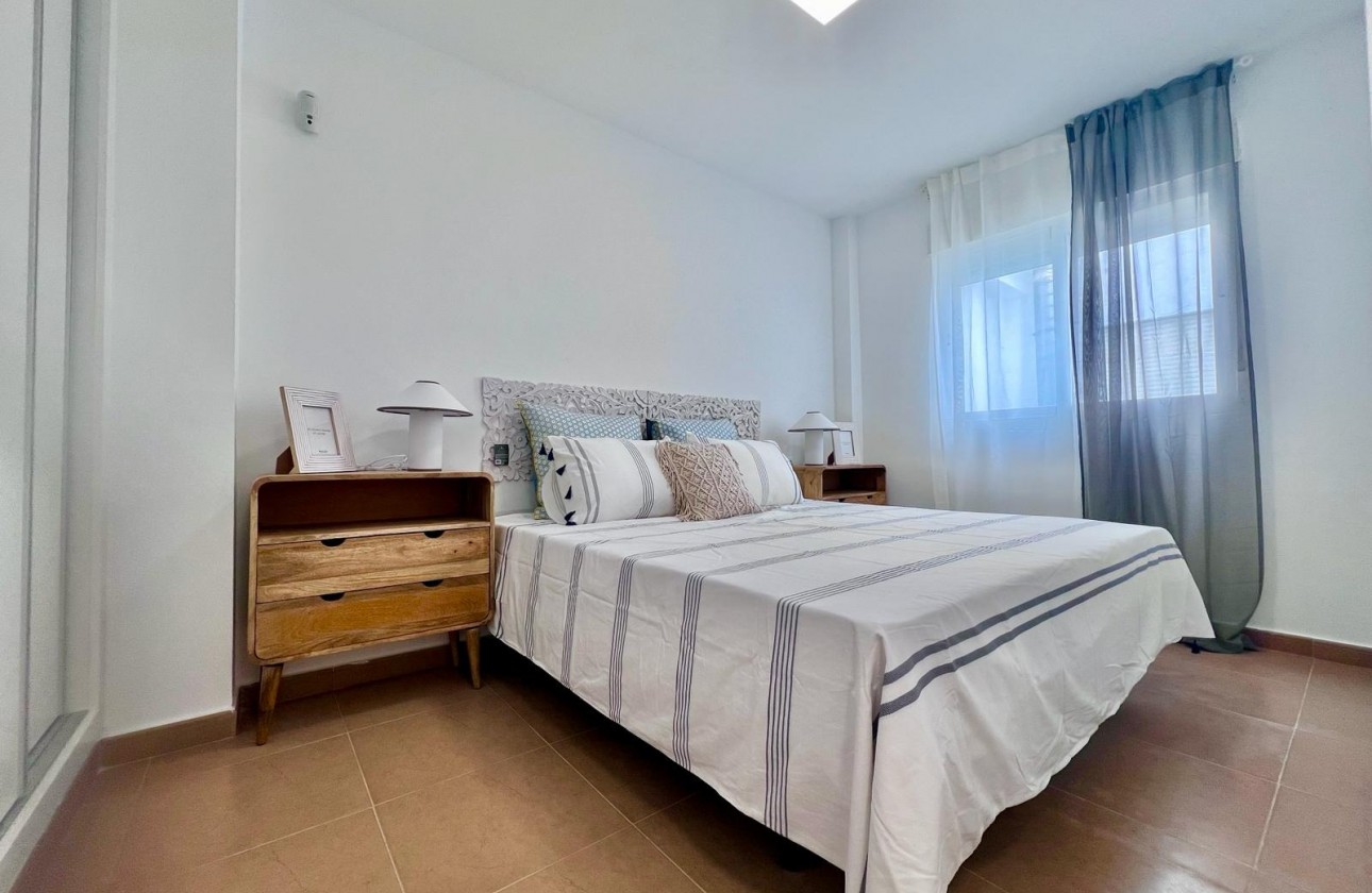 Resale - Apartment / flat - Torrevieja - Acequion