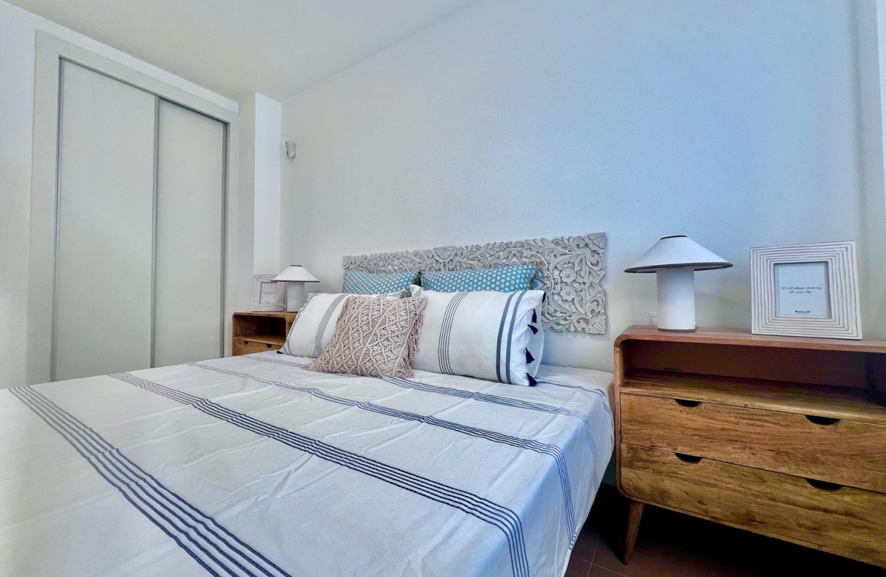 Resale - Apartment / flat - Torrevieja - Acequion