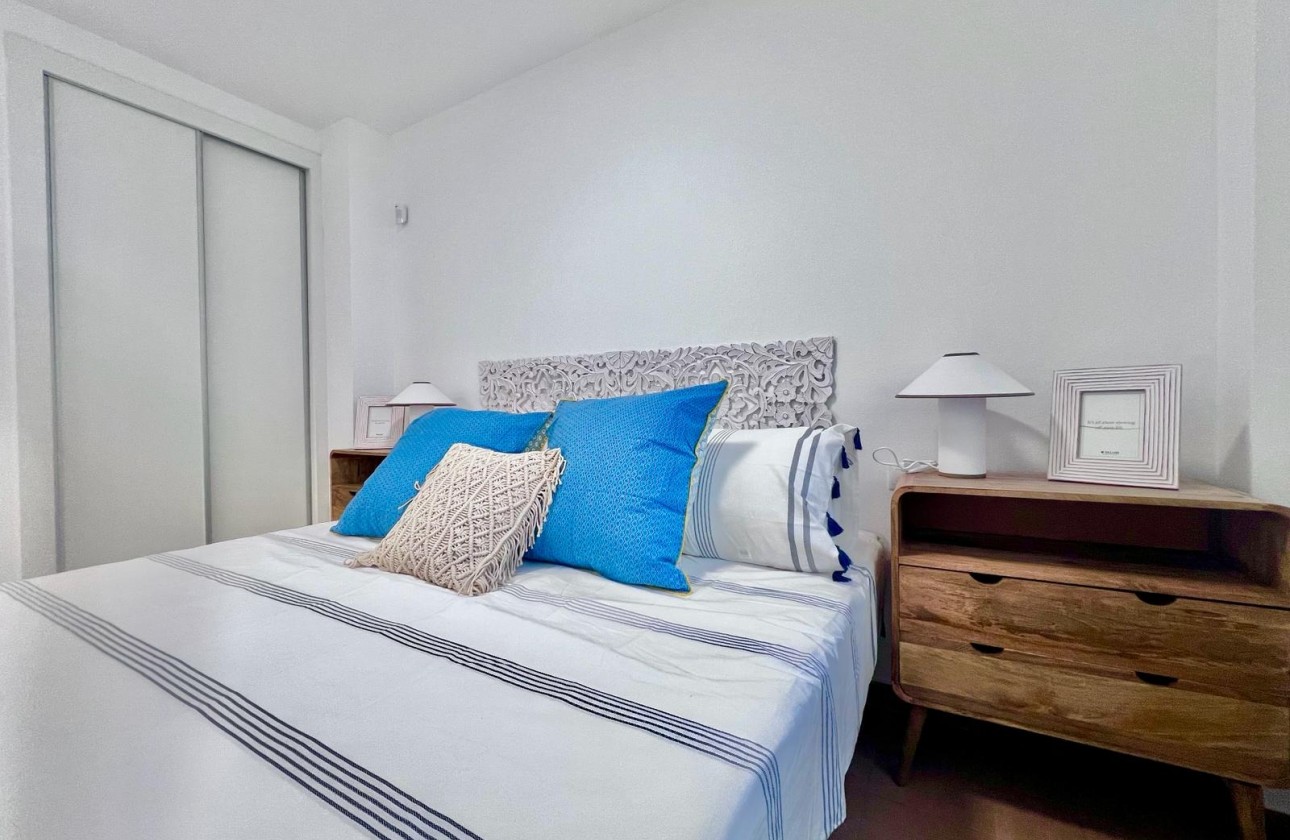 Resale - Apartment / flat - Torrevieja - Acequion