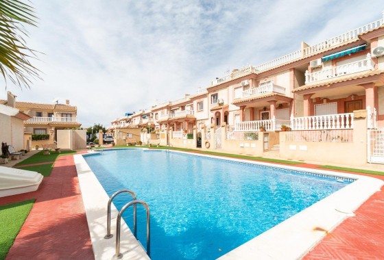 Resale - Villa - Orihuela Costa - Punta Prima