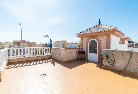 Resale - Villa - Orihuela Costa - Punta Prima