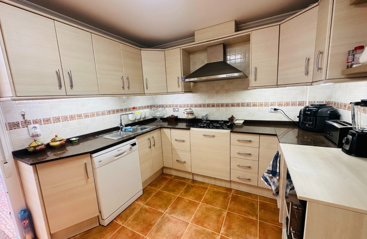 Resale - Villa - Jacarilla