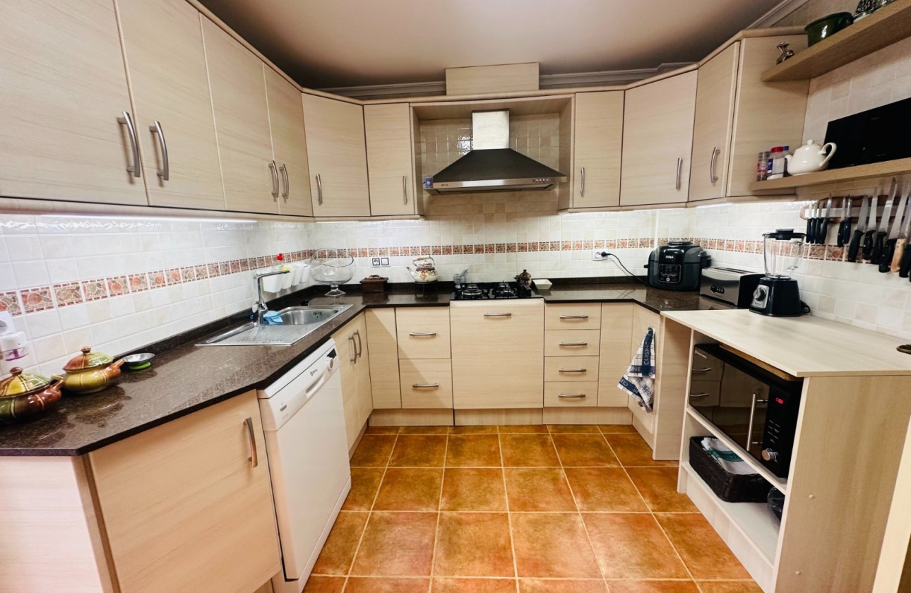 Resale - Villa - Jacarilla
