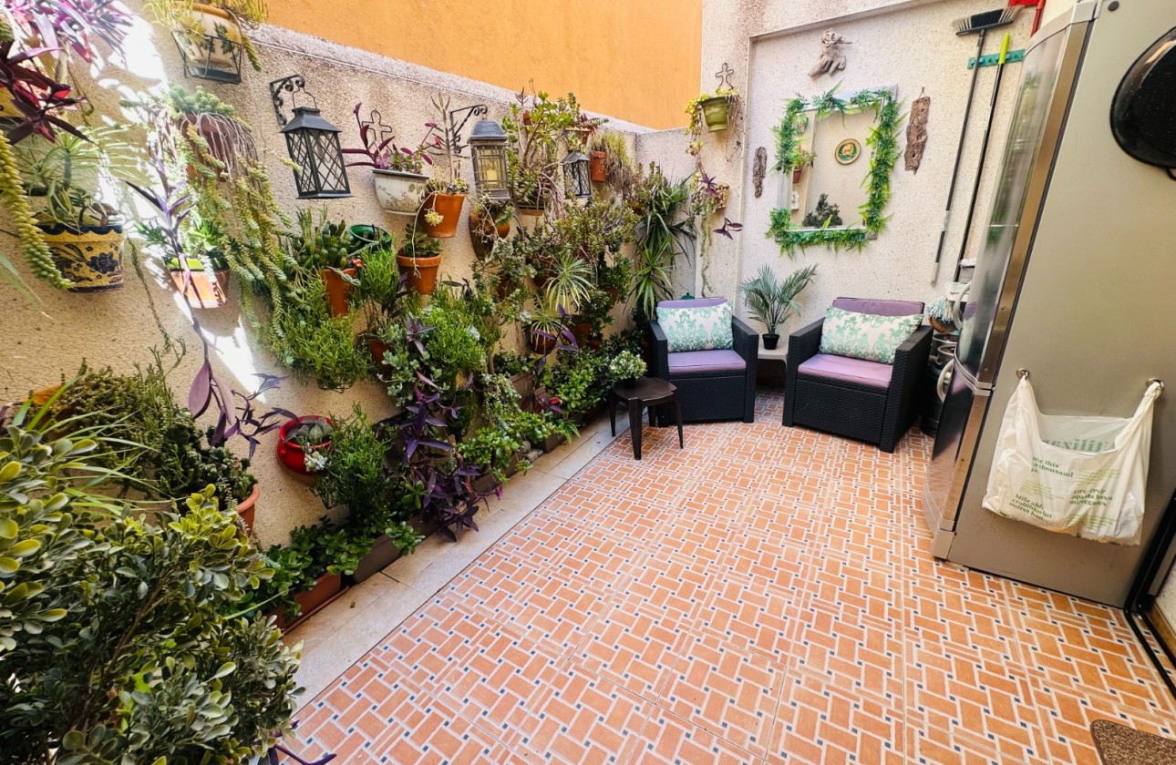 Resale - Villa - Jacarilla