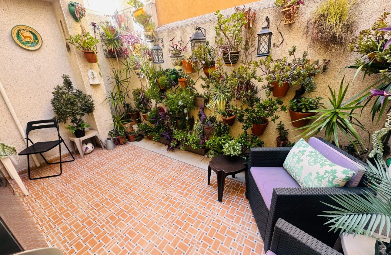 Resale - Villa - Jacarilla