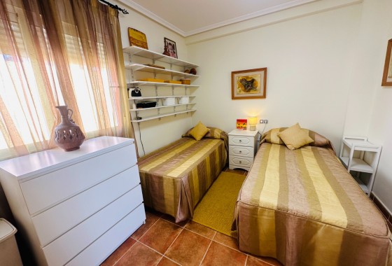 Resale - Villa - Jacarilla