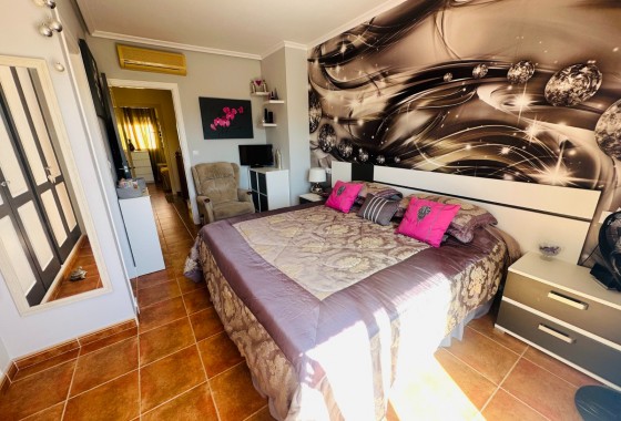 Resale - Villa - Jacarilla