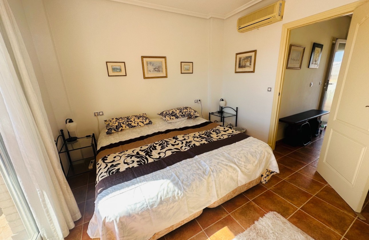 Resale - Villa - Jacarilla