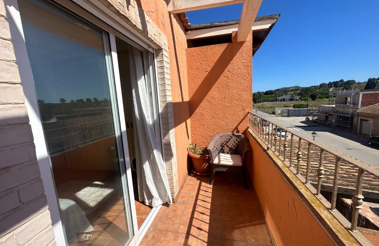 Resale - Villa - Jacarilla