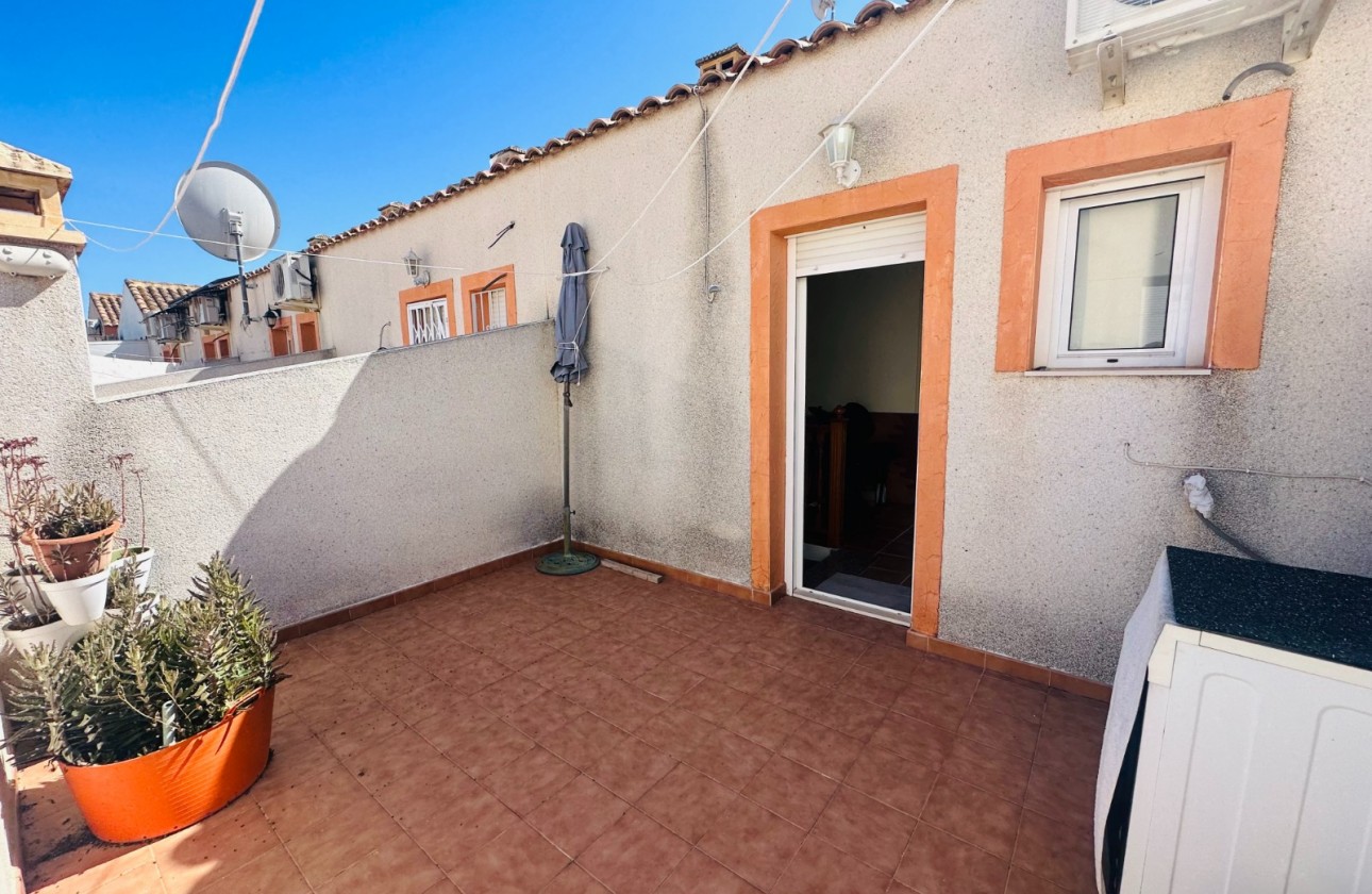 Resale - Villa - Jacarilla