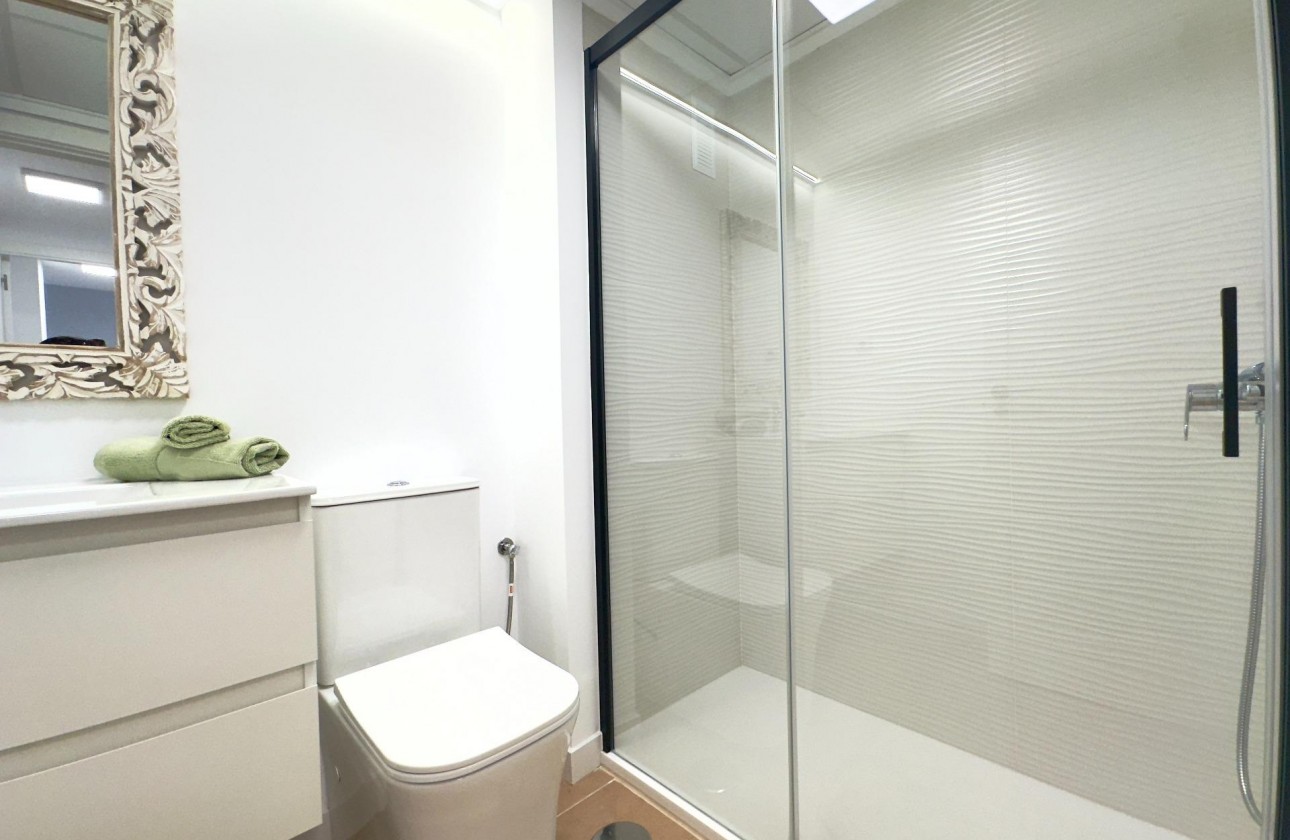 Revente - Appartement - Torrevieja - Acequion