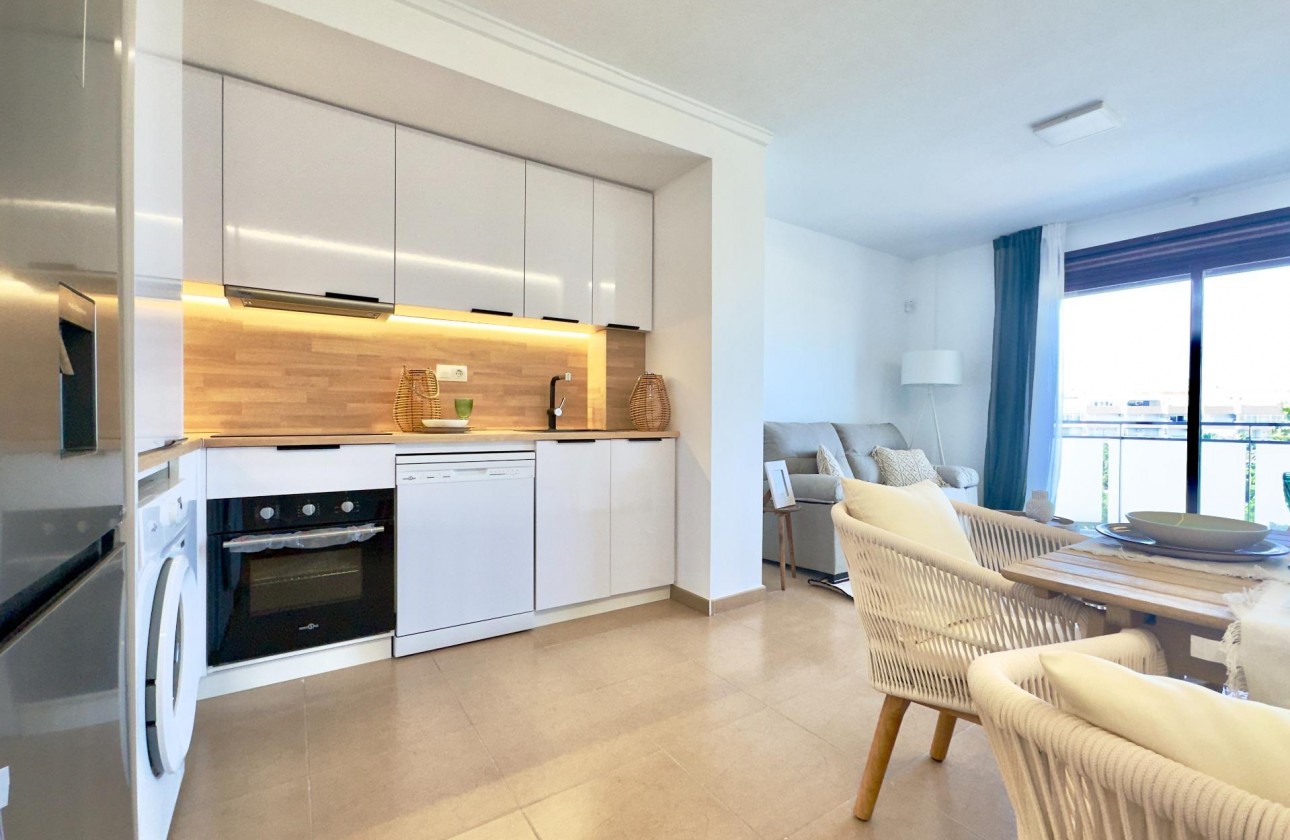 Resale - Apartment / flat - Torrevieja - Acequion