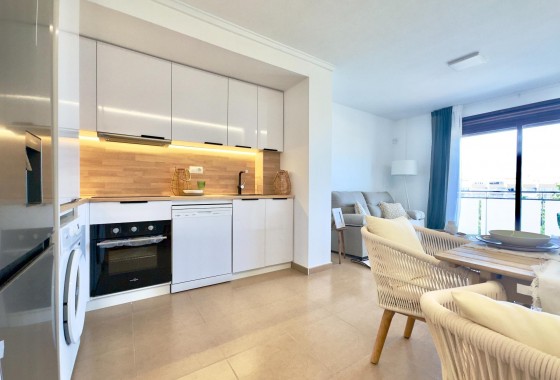 Resale - Apartment / flat - Torrevieja - Acequion