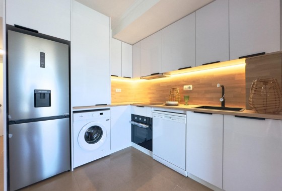Resale - Apartment / flat - Torrevieja - Acequion