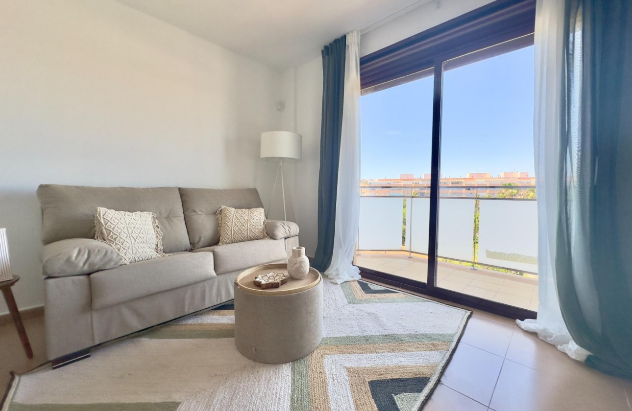 Resale - Apartment / flat - Torrevieja - Acequion