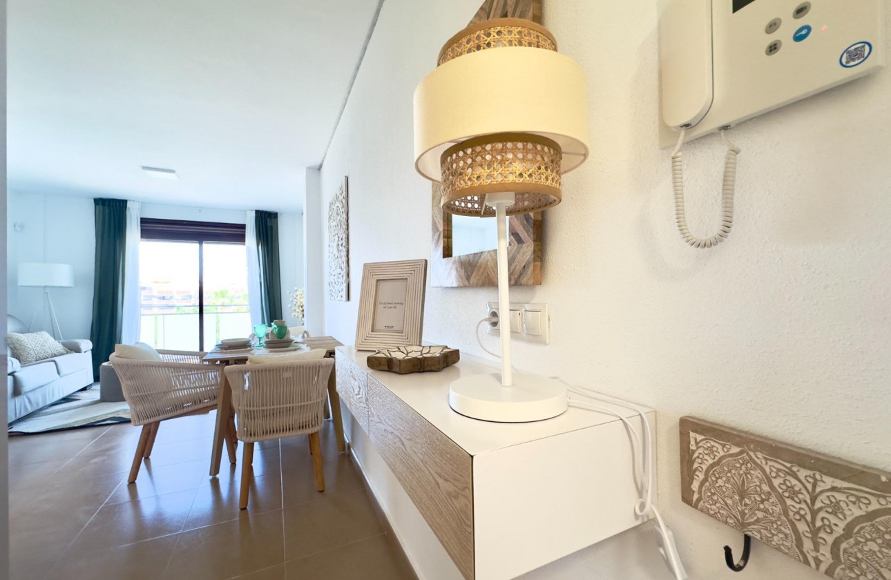 Resale - Apartment / flat - Torrevieja - Acequion