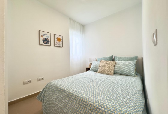 Resale - Apartment / flat - Torrevieja - Acequion