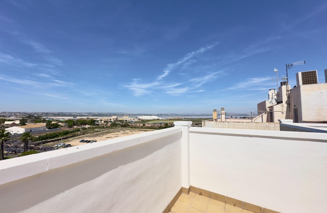 Resale - Apartment / flat - Torrevieja - Acequion