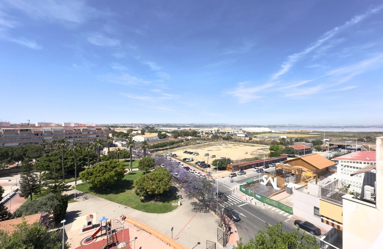 Resale - Apartment / flat - Torrevieja - Acequion