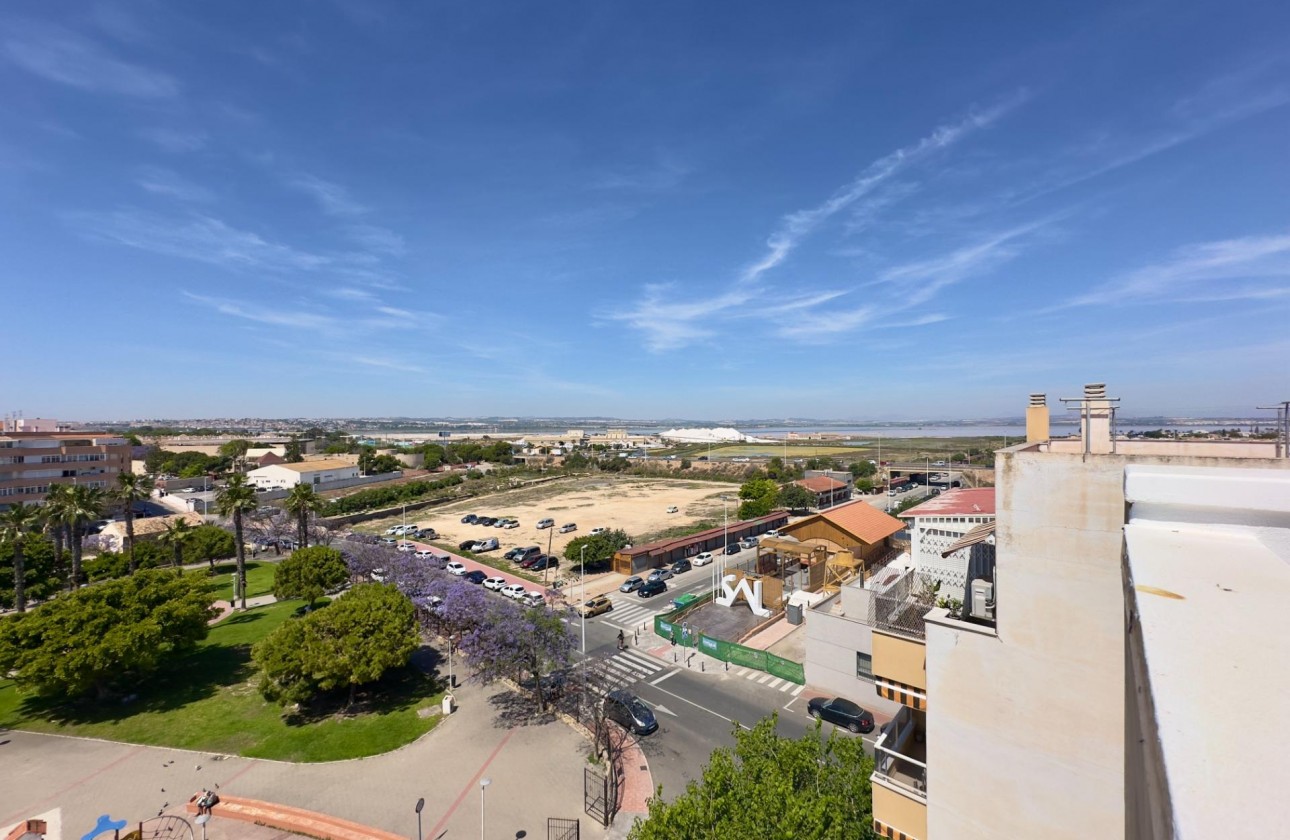 Resale - Apartment / flat - Torrevieja - Acequion