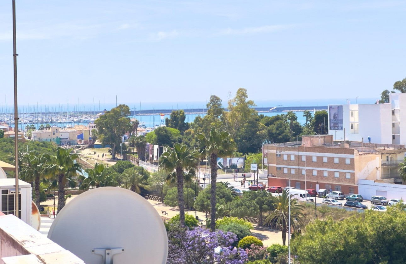Resale - Apartment / flat - Torrevieja - Acequion