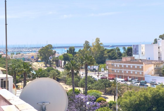 Resale - Apartment / flat - Torrevieja - Acequion