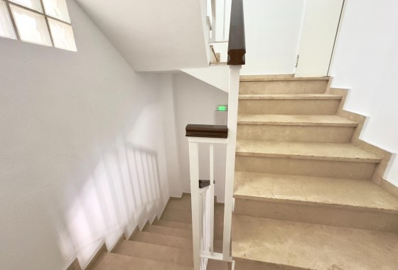 Resale - Apartment / flat - Torrevieja - Acequion