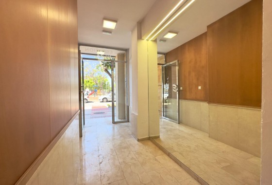 Resale - Apartment / flat - Torrevieja - Acequion