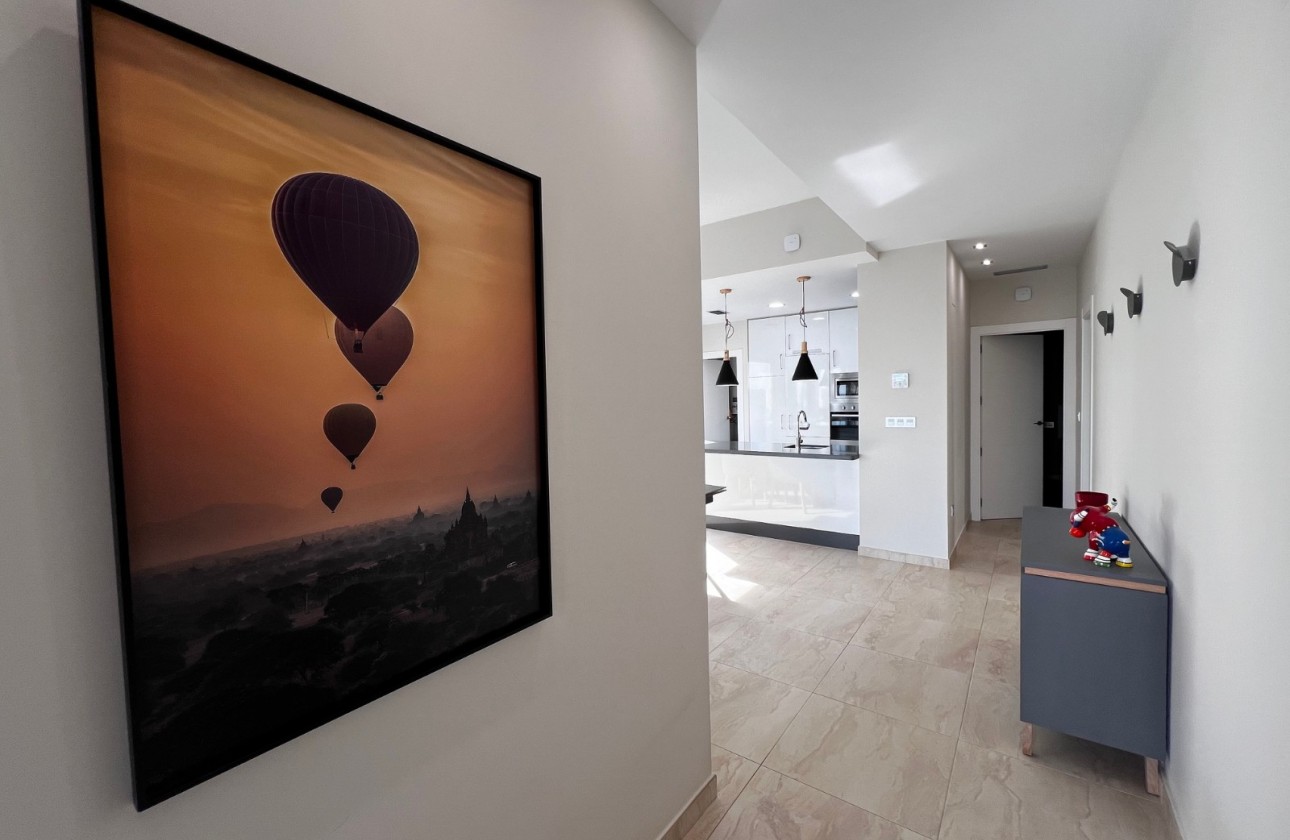 Revente - Chalet / Villa - Orihuela Costa - Villamartin