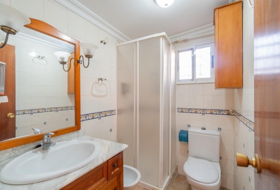 Resale - Villa - Torrevieja - Orihuela costa