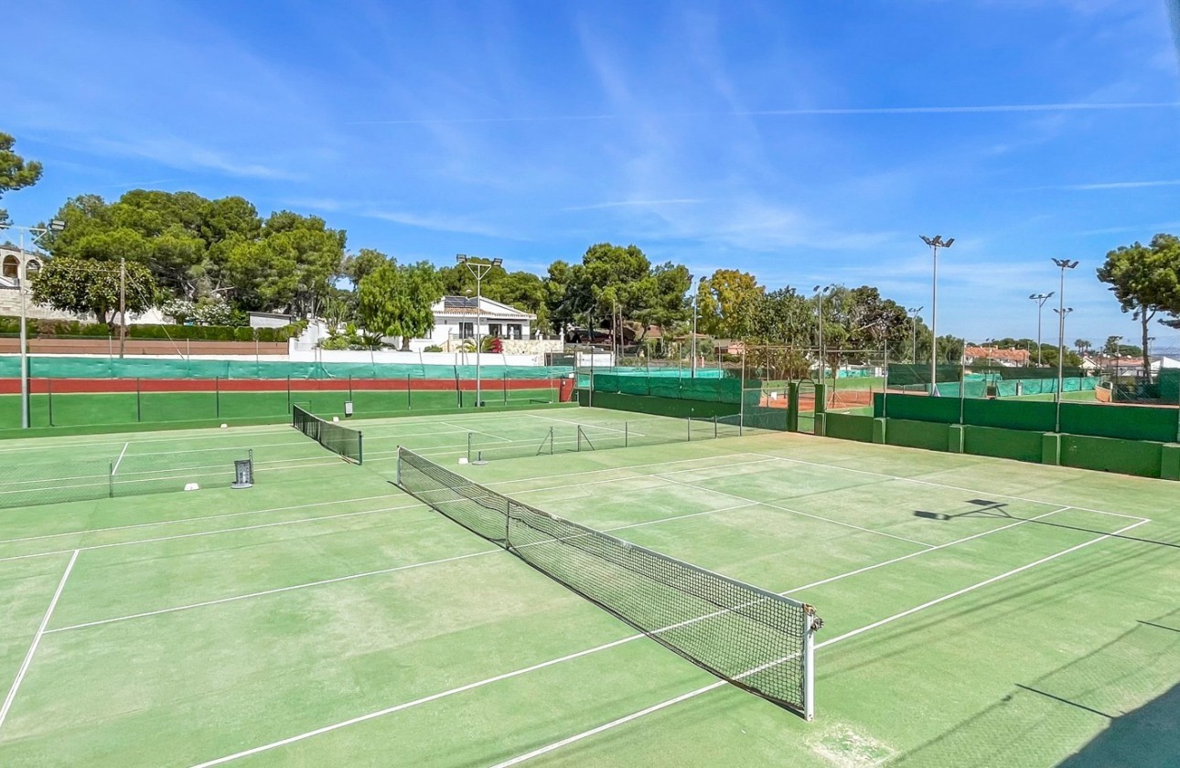 Resale - Villa - Torrevieja - Los Balcones - Los Altos del Edén