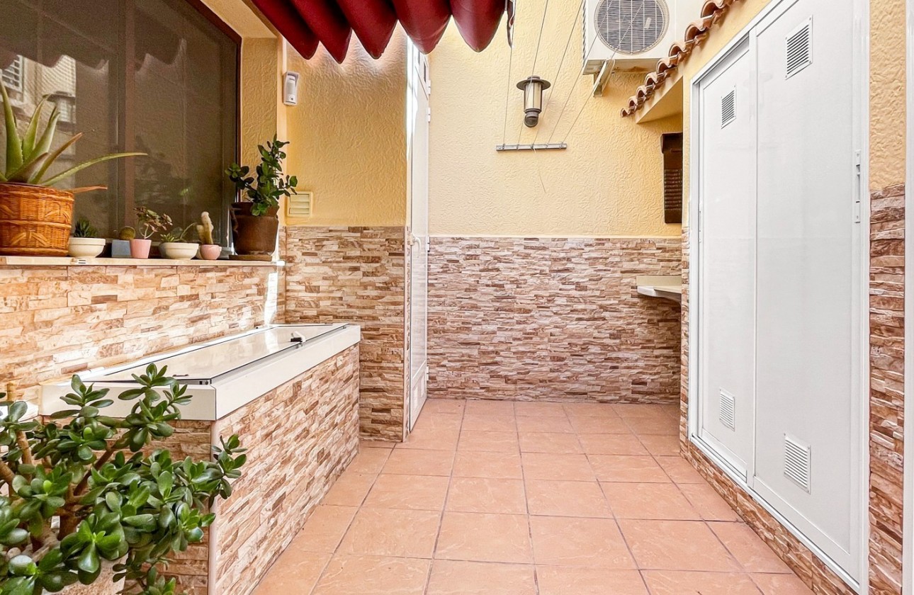Resale - Villa - Torrevieja - Los Balcones - Los Altos del Edén