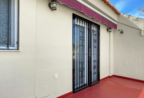 Resale - Villa - Torrevieja - Los Balcones - Los Altos del Edén