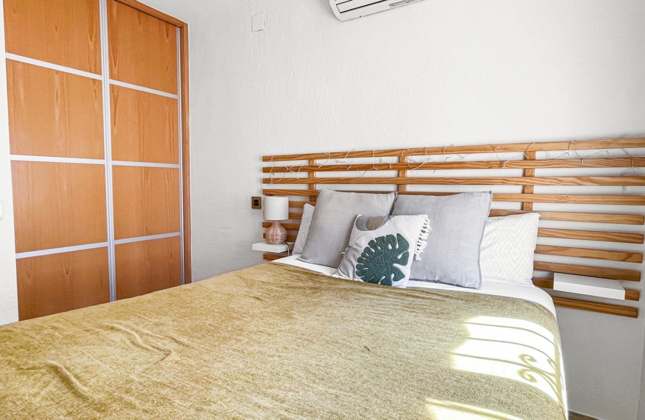 Resale - Villa - Torrevieja - Los Balcones - Los Altos del Edén