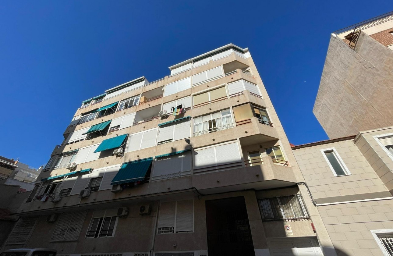 Reventa - Apartamento / piso - Torrevieja - Centro