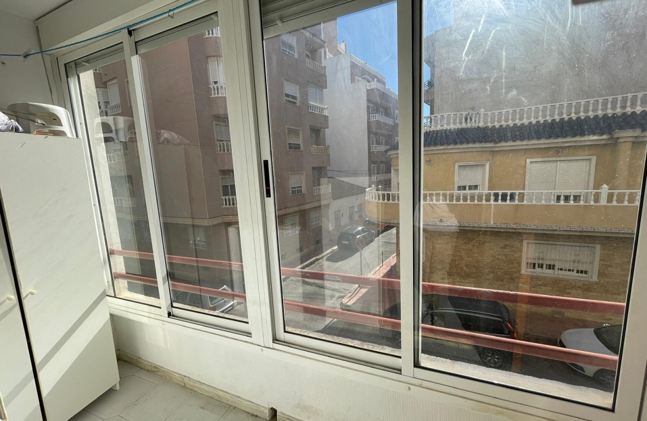 Reventa - Apartamento / piso - Torrevieja - Centro