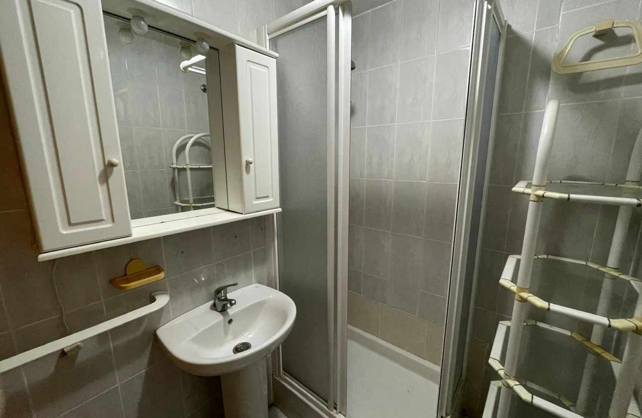 Reventa - Apartamento / piso - Torrevieja - Centro