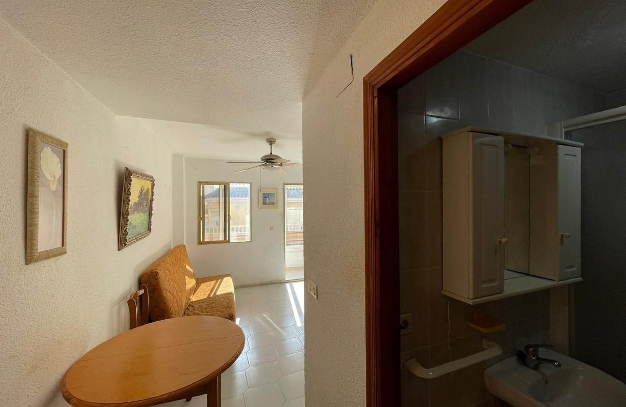 Reventa - Apartamento / piso - Torrevieja - Centro