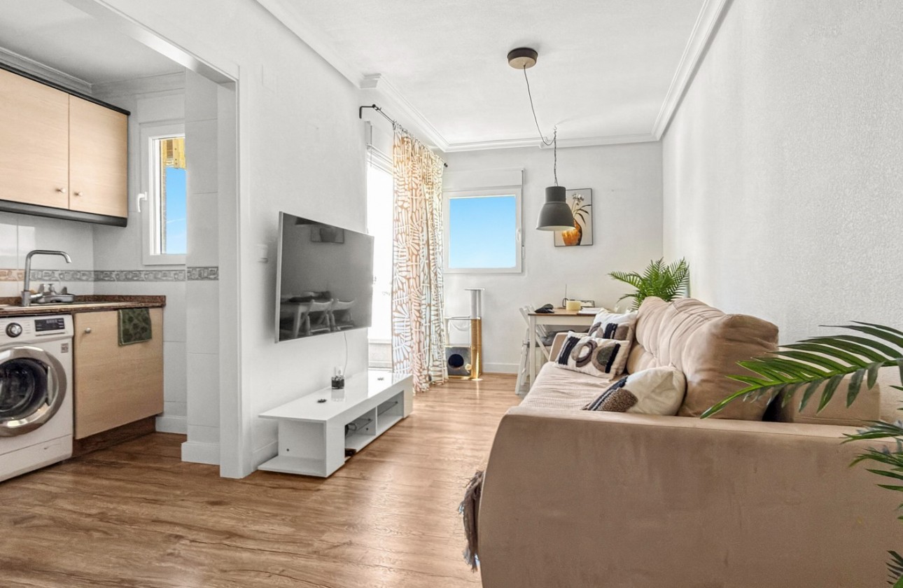 Reventa - Apartamento / piso - Torrevieja