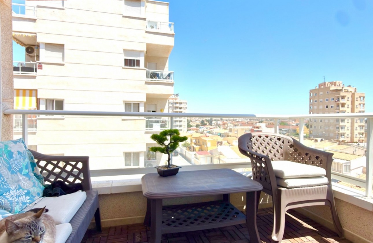 Reventa - Apartamento / piso - Torrevieja