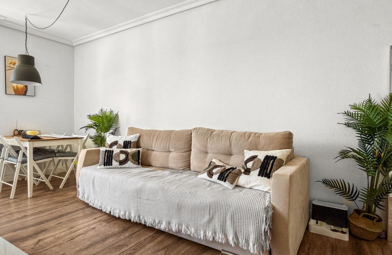 Reventa - Apartamento / piso - Torrevieja