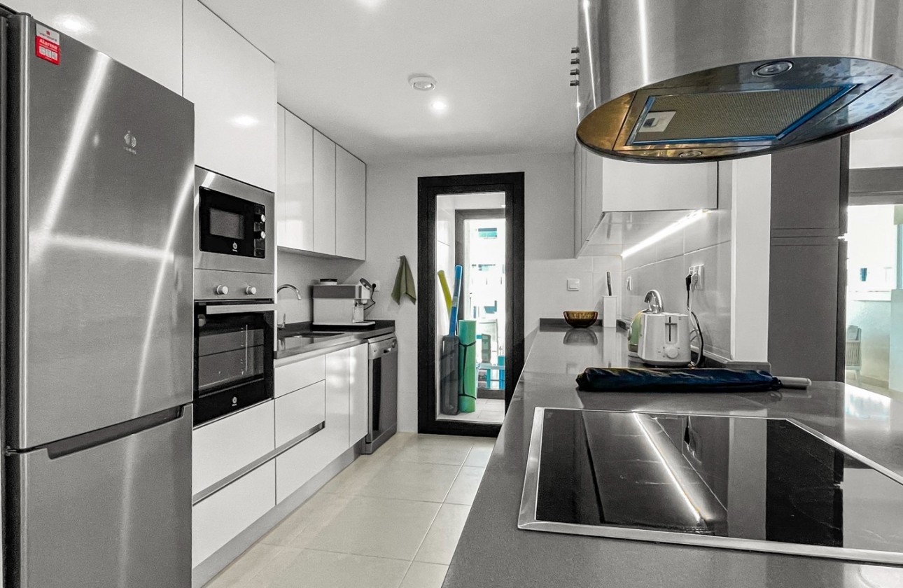Resale - Apartment / flat - Orihuela Costa - Los Dolses